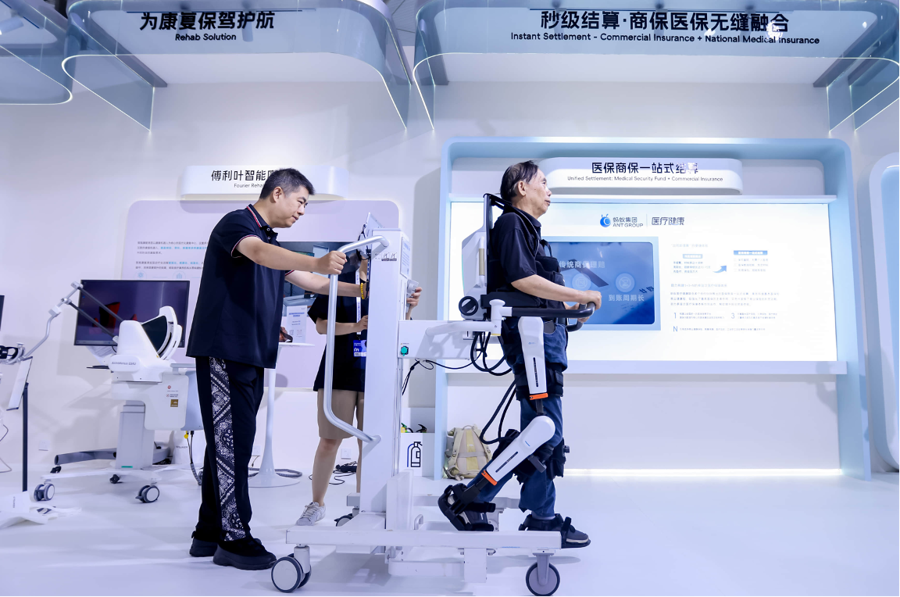 xc体育股份有限公司动态 - 两会上的北医三院人！全国人大代表刘忠军、全国政协委员乔杰建言献策