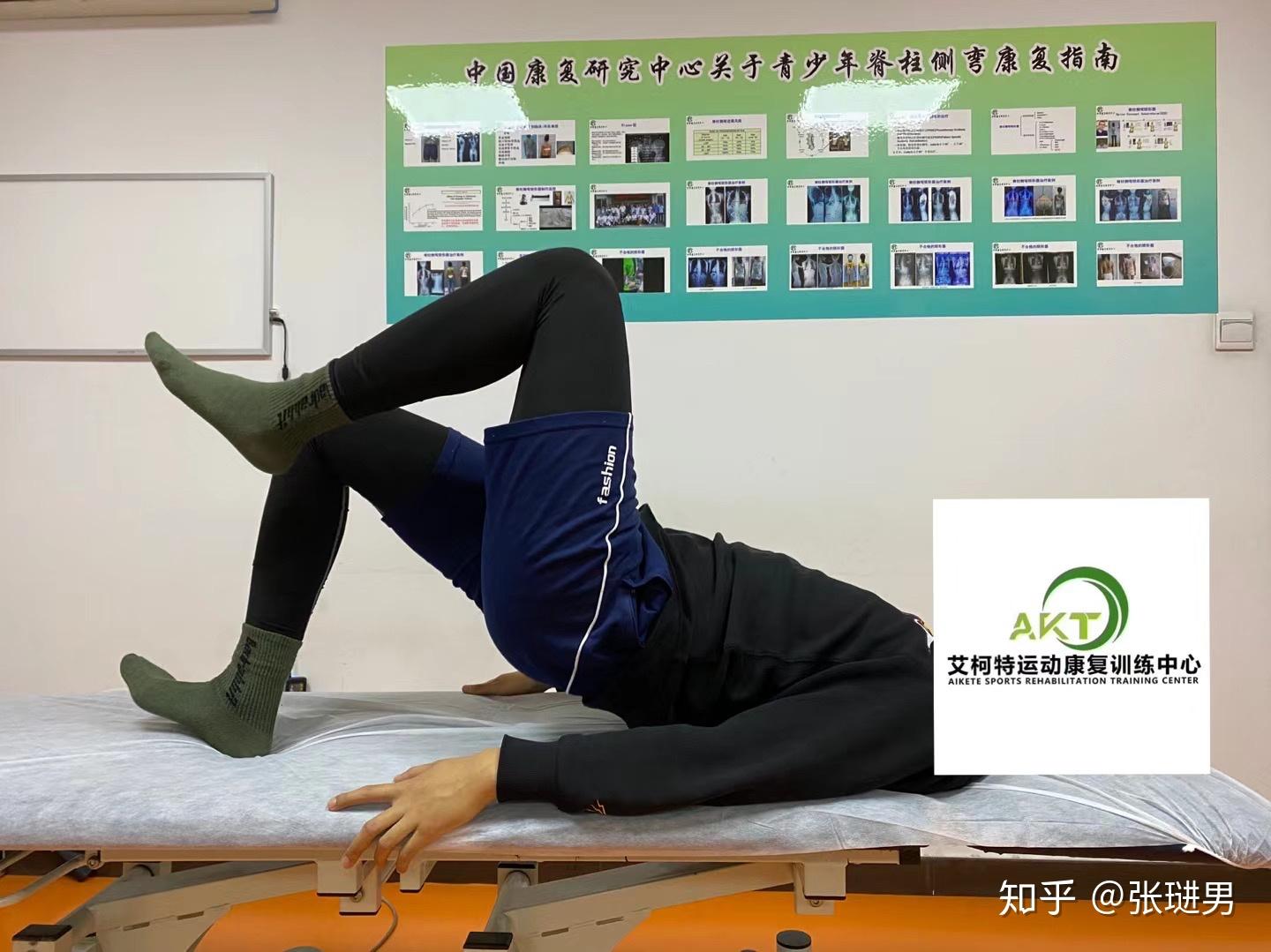 “浦东机器人天团”再度亮相上海半马！全区已集聚具身智能企业超百家(图1)