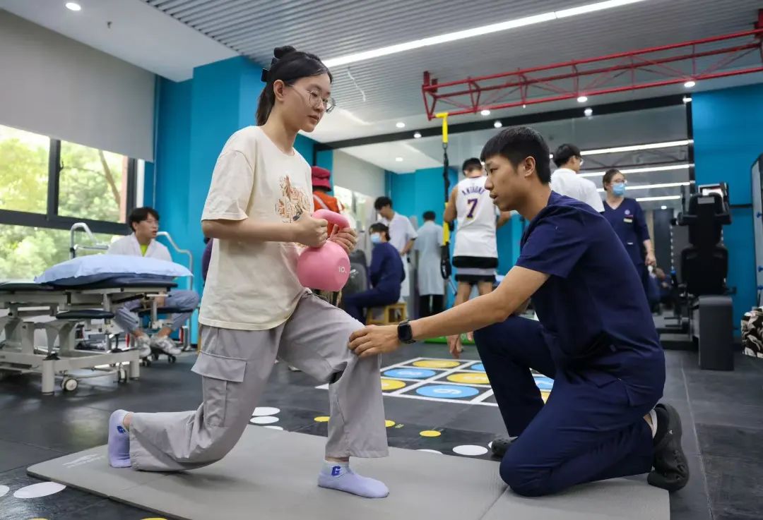 xc体育股份有限公司动态 - 深港联手龙岗居民在“家门口”可享高水平运动康复服务